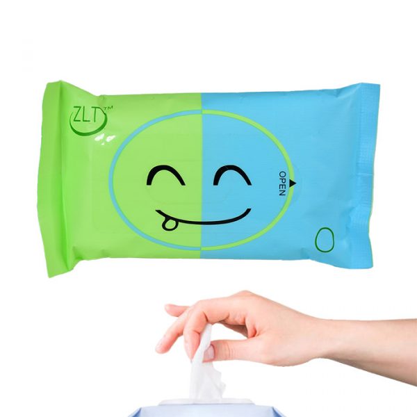 Toallitas húmedas empaque verde con azul carita feliz
