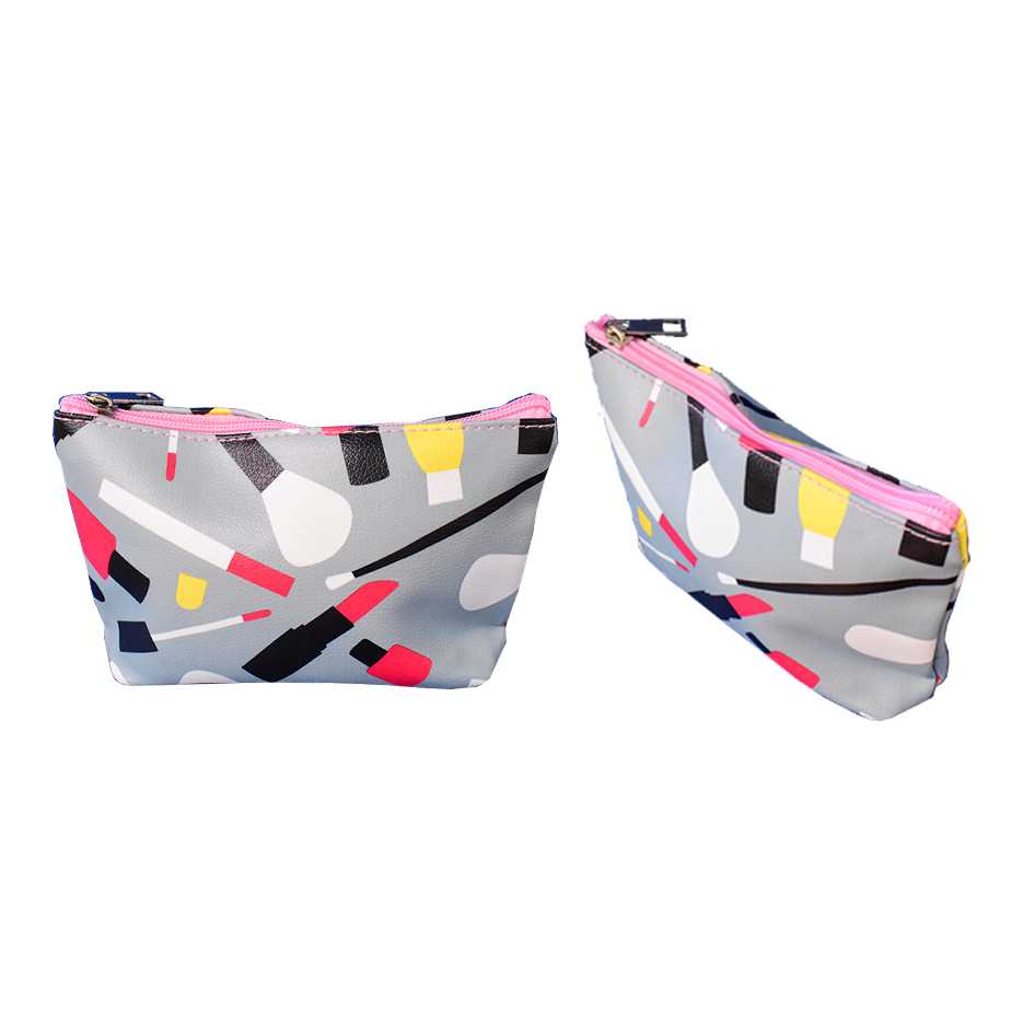 Cosmetiquera de cuerina grande de diseños variados