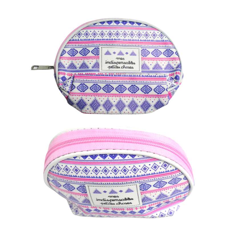 Cosmetiquera mediana de diseños variados